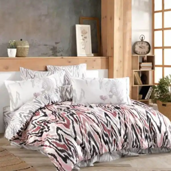 Ofertă Lenjerie de pat, 100% bumbac, tesatura poplin, pat 2 persoane, 4 piese, alb / roz, Barbara, HBP-74