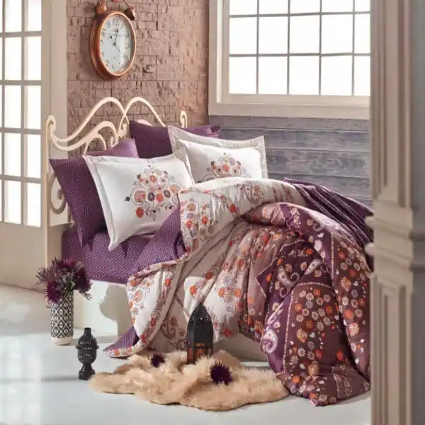 Reduceri Lenjerie de pat, 100% bumbac, tesatura satin, pat 2 persoane, alb / violet, Sancha