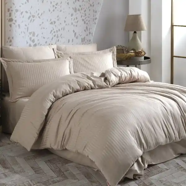 Preț redus Set lenjerie de pat satin HOBBY HOME | Bej | Dungi fine | 80 fire/cm² | 6 piese | 2 persoane