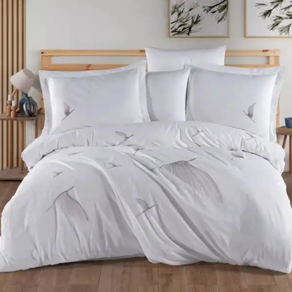 Set lenjerie de pat brodată Ashley | Bumbac Poplin 100% | Alb | 6 piese | 2 persoane | 59 fire/cm² | Hobby Home Discount