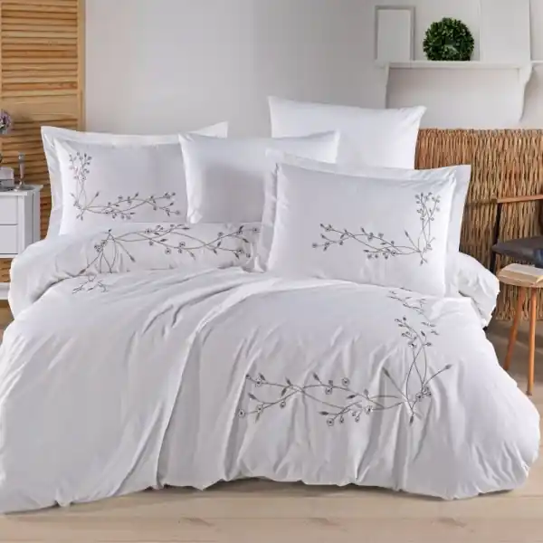 Set lenjerie de pat bumbac poplin 100% Loren | Hobby Home | Alb | Broderie florală | 6 piese | 2 persoane Ofertă exclusivă