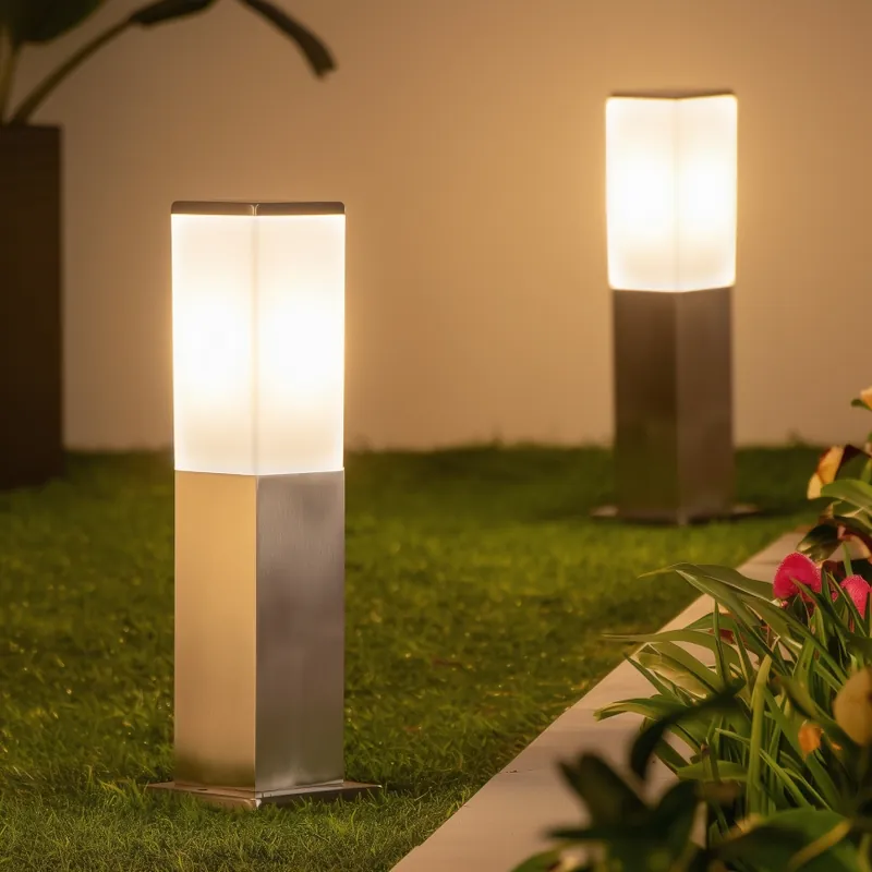 Cumpără online Brilagi - Lampă de exterior NOVA 1xE27/15W/230V 40 cm IP44 crom mat