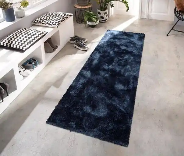 Reducere Traversă Dana albastra, foarte groasa si pufoasa 80x250 cm